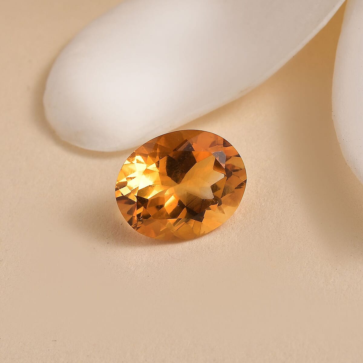 AA Serra Gaucha Citrine (Ovl 11x9 mm) 2.81 ctw Loose Gemstone image number 1