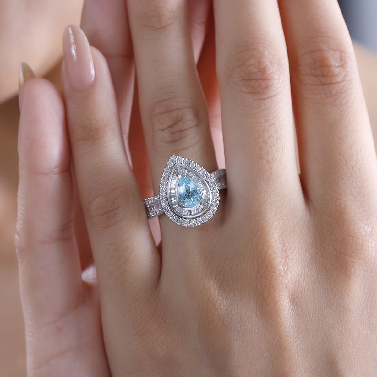Certified & Appraised Rhapsody AAAA Paraiba Tourmaline and E-F VS Diamond 2.00 ctw Ring in 950 Platinum (Size 8.0) 9.40 Grams image number 2