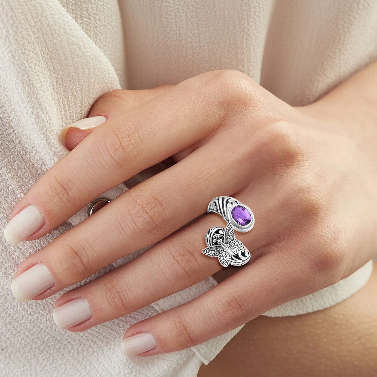 Bali Legacy African Amethyst 1.15 ctw Butterfly Ring in Sterling Silver (Size 9.0) image number 2