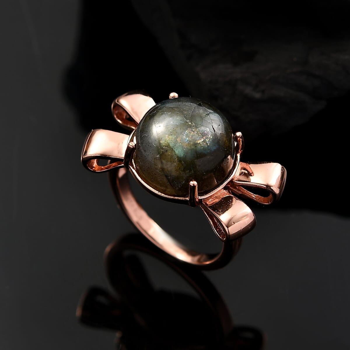 Karis Malagasy Labradorite 9.40 ctw Love Knot Ring in 18K RG Plated (Size  8.0) image number 1