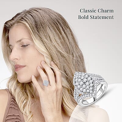 Luxuriant Lab Grown Diamond G VS 2.00 ctw Cluster Ring in Rhodium Over Sterling Silver (Size 10.0)