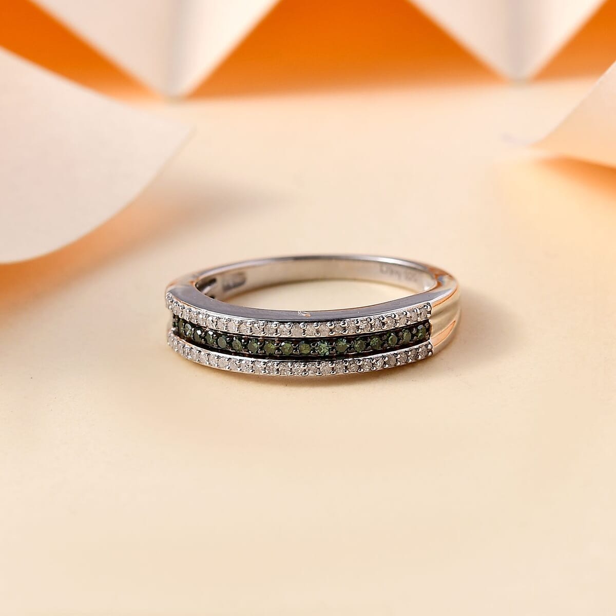 Green and White Diamond 0.25 ctw 3-Row Band Ring in Rhodium Over Sterling Silver (Size 5.0) image number 1