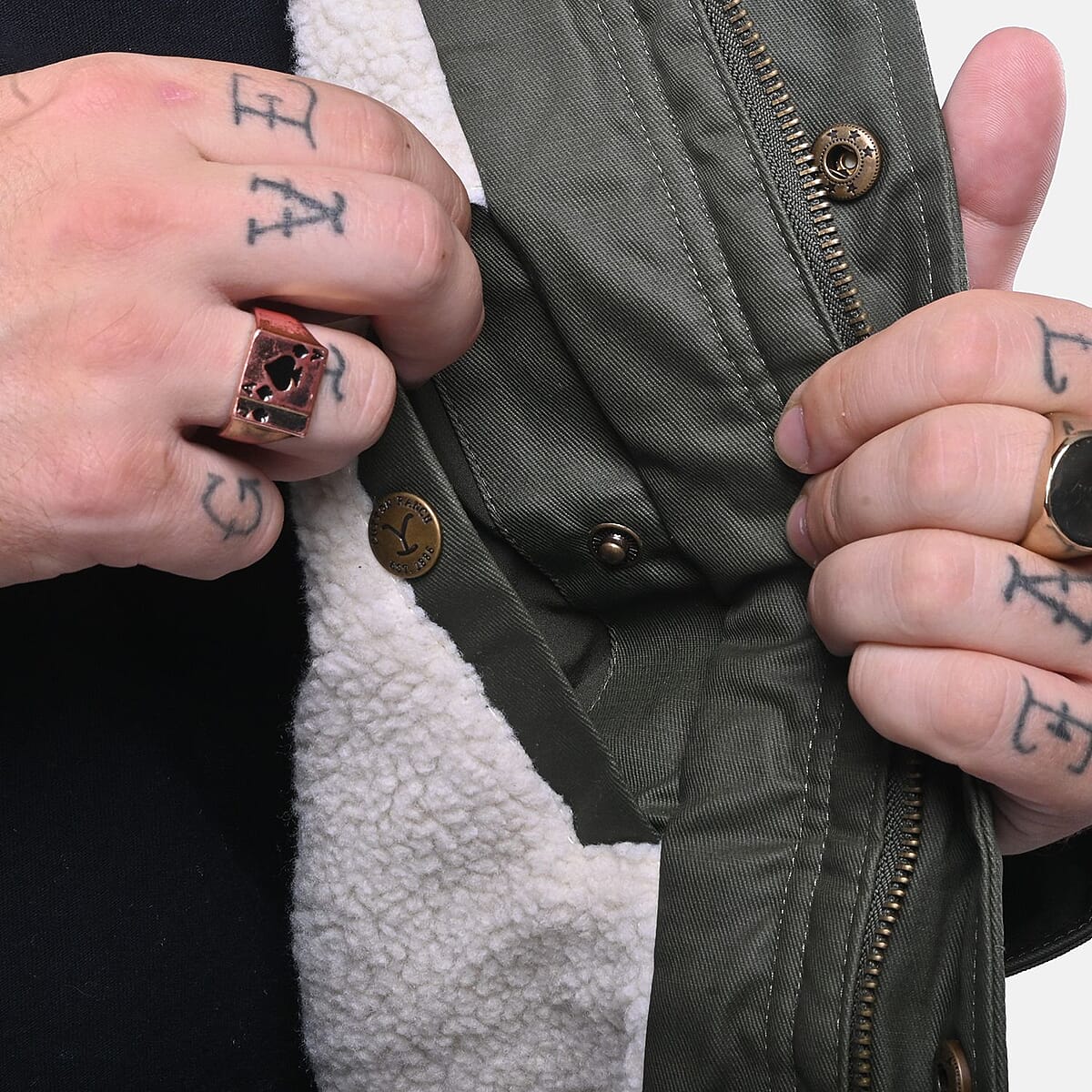 Yellowstone Dark Olive Men's Wax Barn Coat - XL image number 5