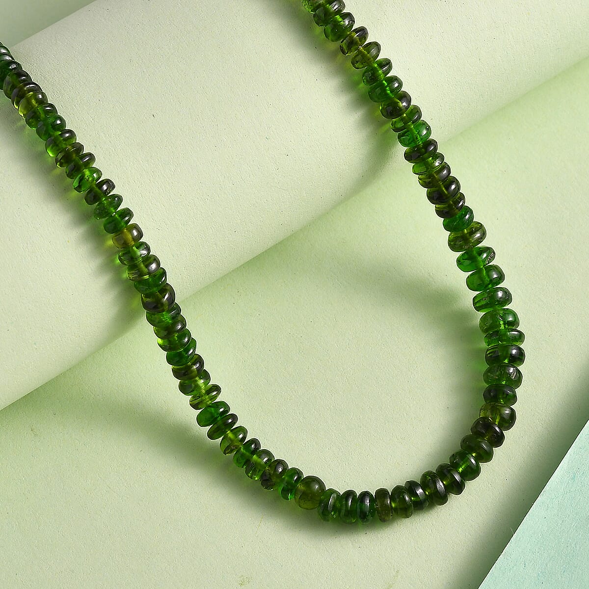 Chrome Diopside Beaded 61.50 ctw Necklace 18 Inches in Rhodium Over Sterling Silver image number 1