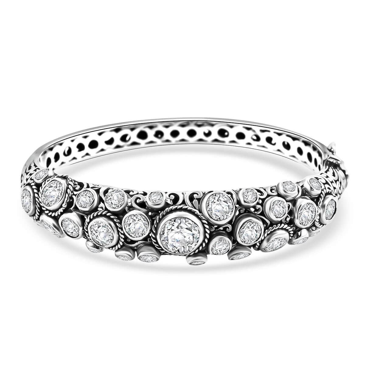 Doorbuster Bali Legacy Moissanite 10.80 ctw Bubbles Bangle Bracelet in Sterling Silver (7.25 In)  image number 0