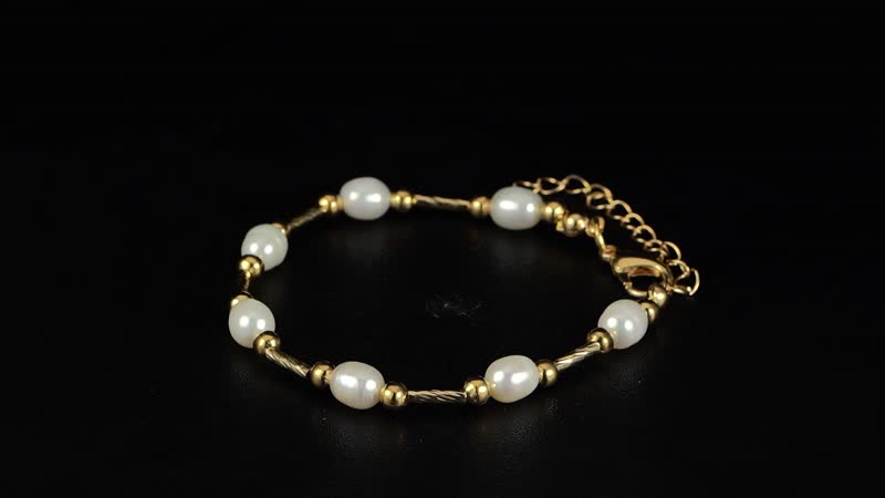 White Freshwater Pearl Station Bracelet in Goldtone (7.00-9.00In)