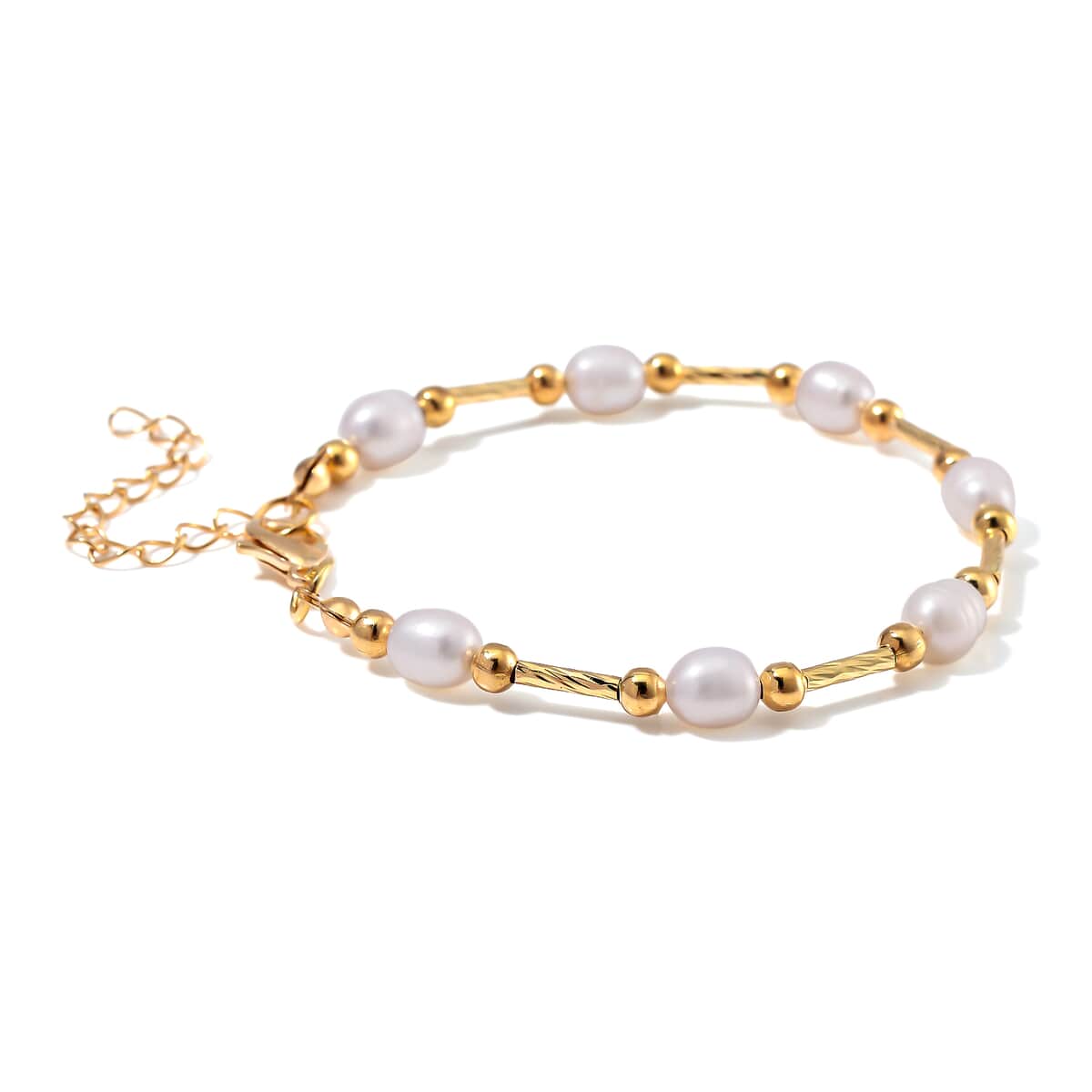 White Freshwater Pearl Station Bracelet in Goldtone (7.00-9.00In) image number 3