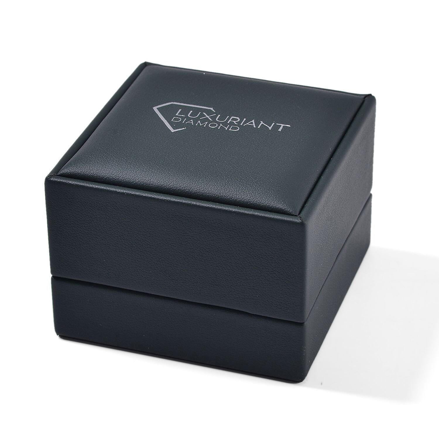 Luxuriant Green Faux Leather LED Ring Box (4.33×2.76)