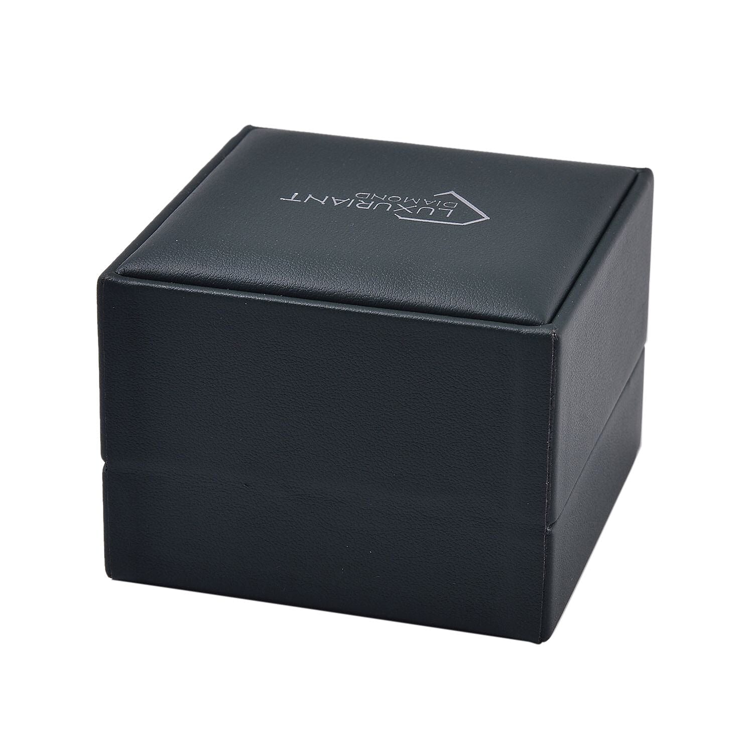 Luxuriant Green Faux Leather LED Pendant Box
