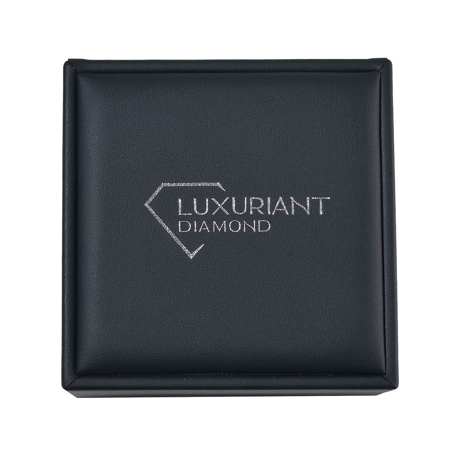 Luxuriant Green Faux Leather LED Bracelet Box