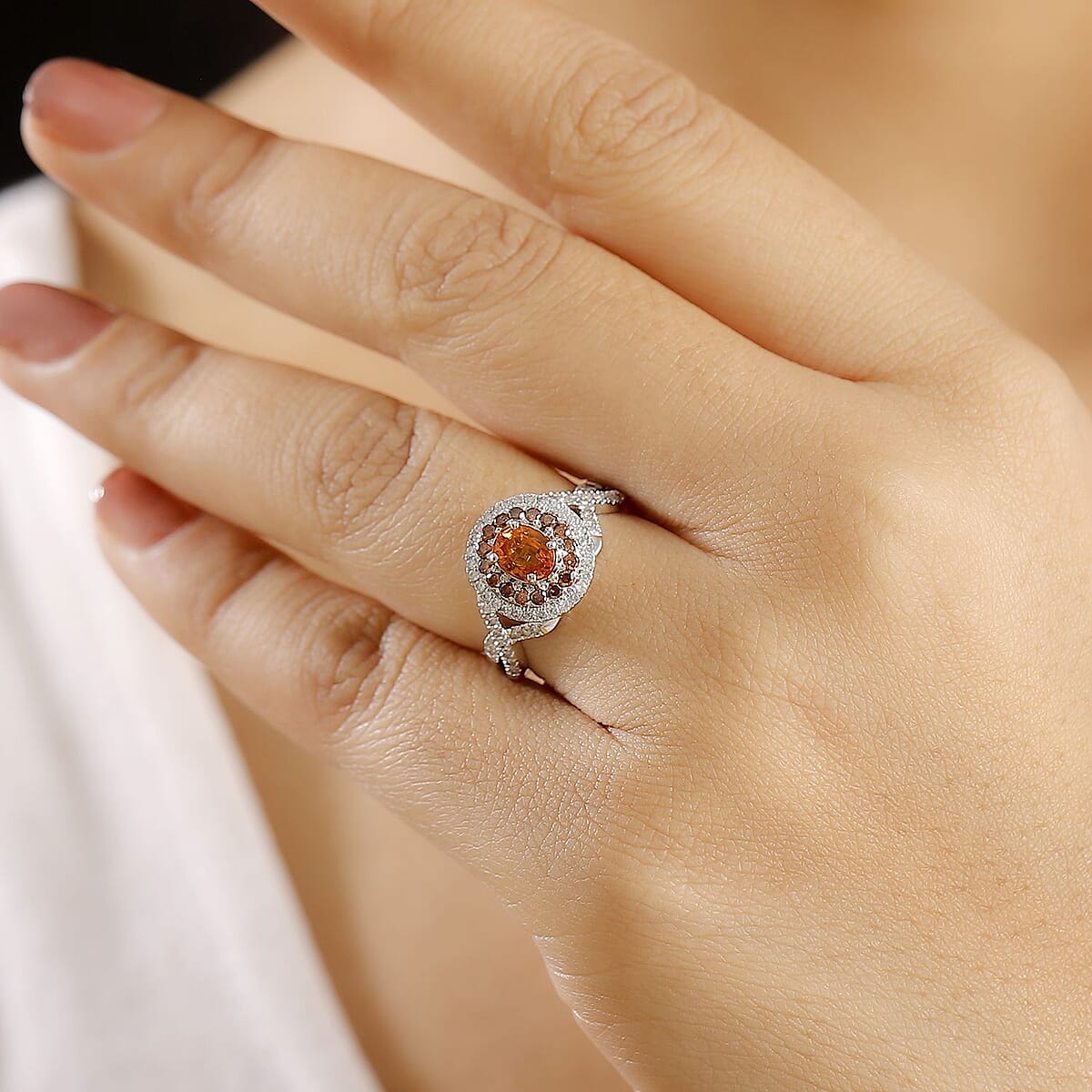 Certified & Appraised Luxoro AAA Orange Sapphire, Red and I2 White Diamond 2.33 ctw Ring in 14K White Gold (Size 10.0) 4.80 Grams image number 2
