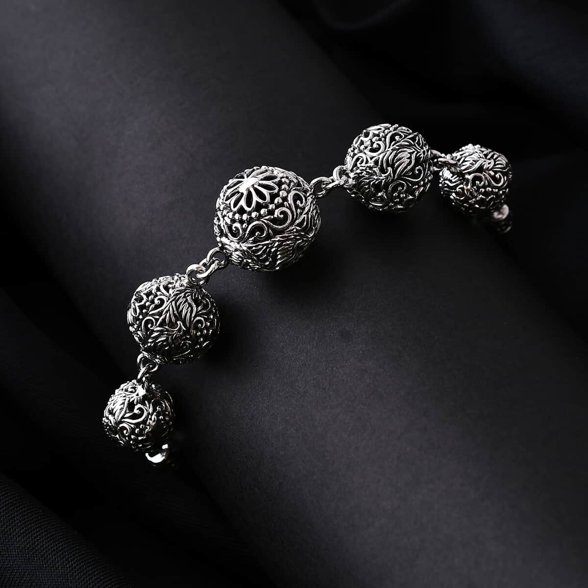 Bali Legacy Dragon Bracelet in Sterling Silver (6.50-8.0In) 18.40 Grams image number 1