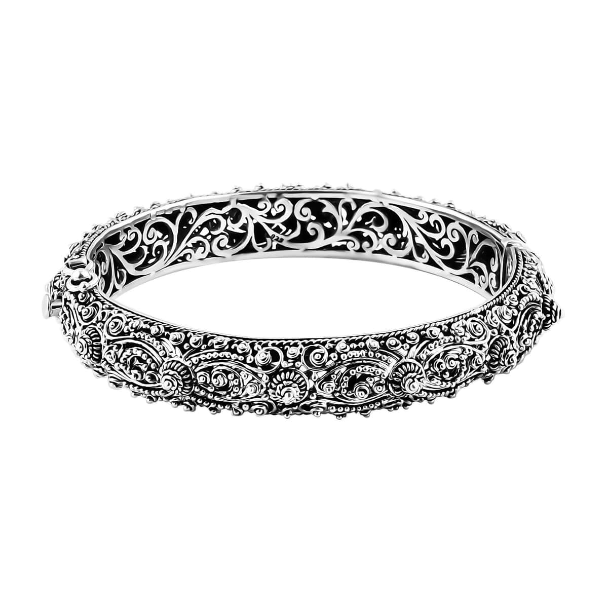 Doorbuster Bali Legacy Sterling Silver Filigree Bangle Bracelet (6.50 In) 35.61 Grams image number 0