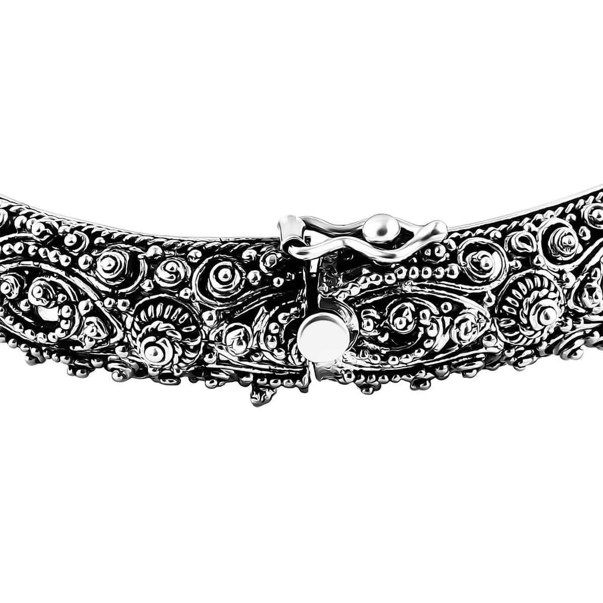 Doorbuster Bali Legacy Sterling Silver Filigree Bangle Bracelet (6.50 In) 35.61 Grams image number 4