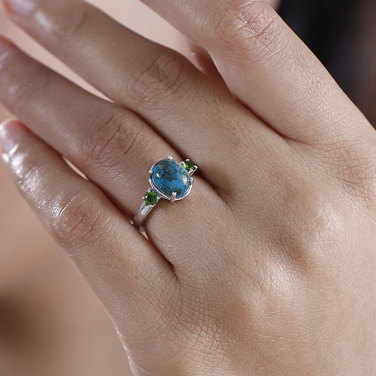 Table Mountain Shadowkite and Chrome Diopside 2.35 ctw Statement Ring in Rhodium Over Sterling Silver (Size 9.0) image number 2