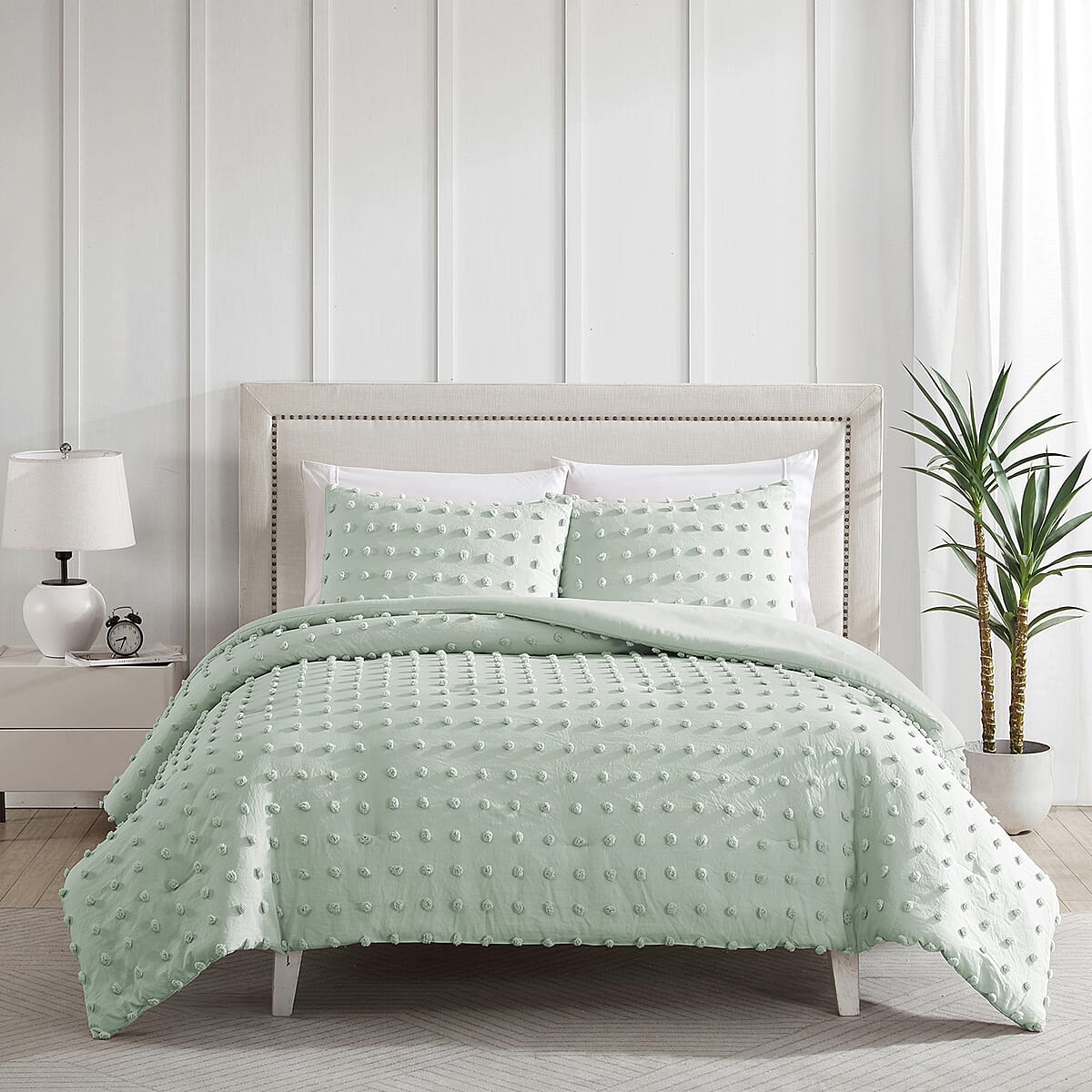 The Nesting Company Sage Selena 3 Piece Tuffted Comforter Set - Queen image number 1