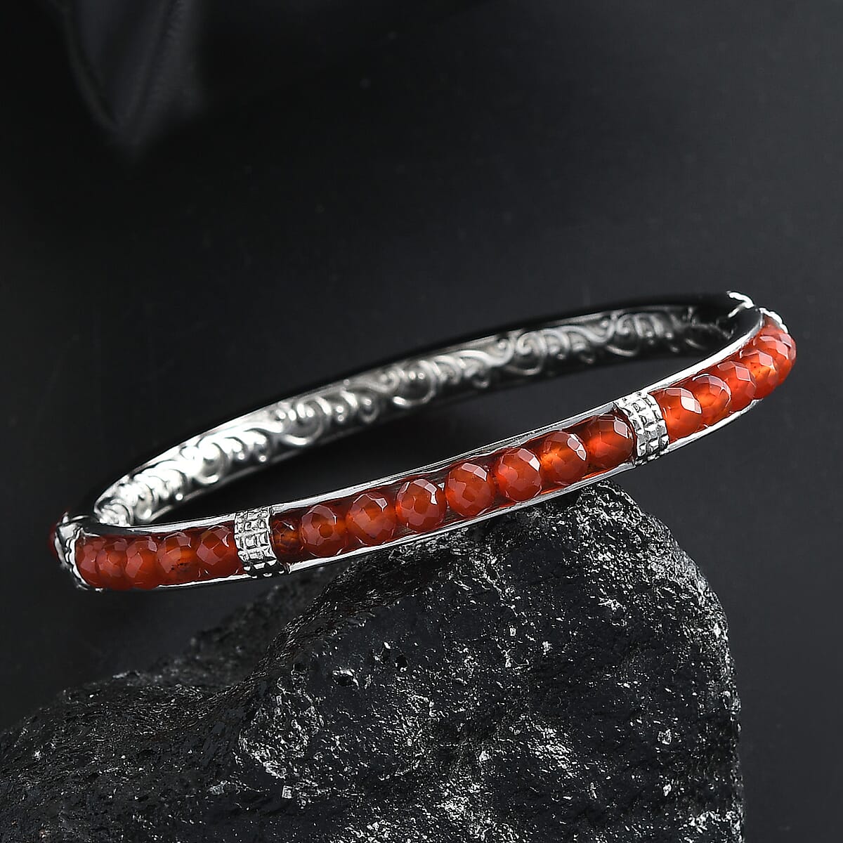 Carnelian 17.50 ctw Bangle Bracelet in Stainless Steel (6.50 In) image number 1