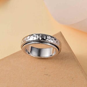 Ring in Rhodium Over Sterling Silver (Size 6.5)