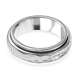 Ring in Rhodium Over Sterling Silver (Size 6.5)