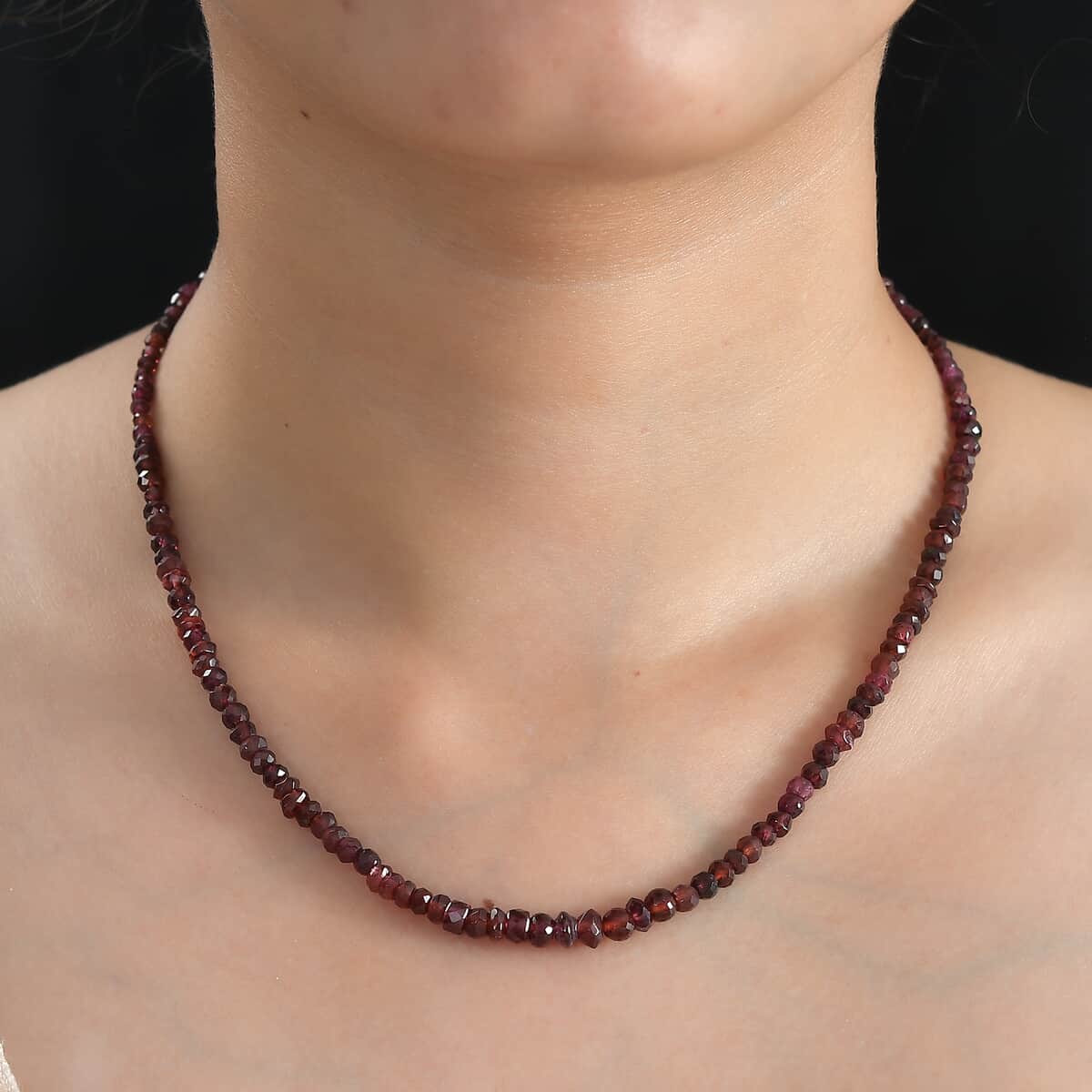 Orissa Rhodolite Garnet Beaded 95.50 ctw Necklace 20 Inches in Stainless Steel  image number 2