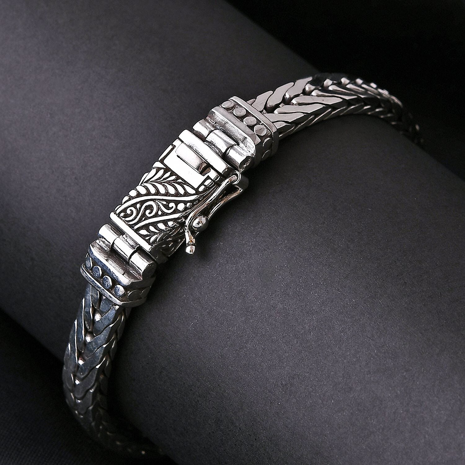 Bali Legacy Padian Bracelet in Sterling Silver (7.25 In) 39.50 Grams