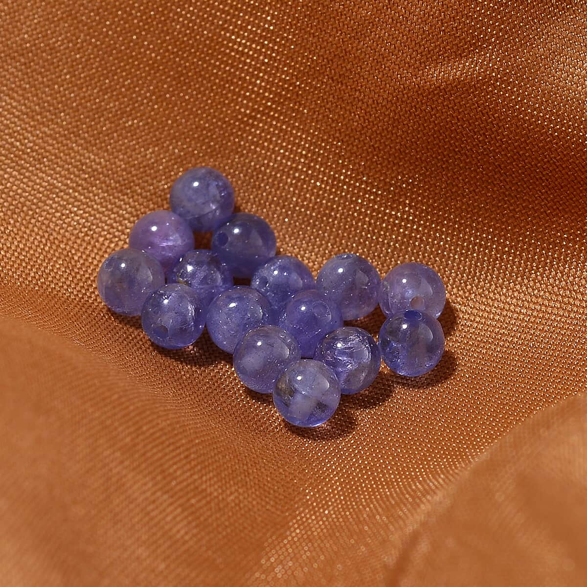 Set of 15pcs AAA Tanzanite (Rnd 4-5mm) 10.00 ctw image number 1