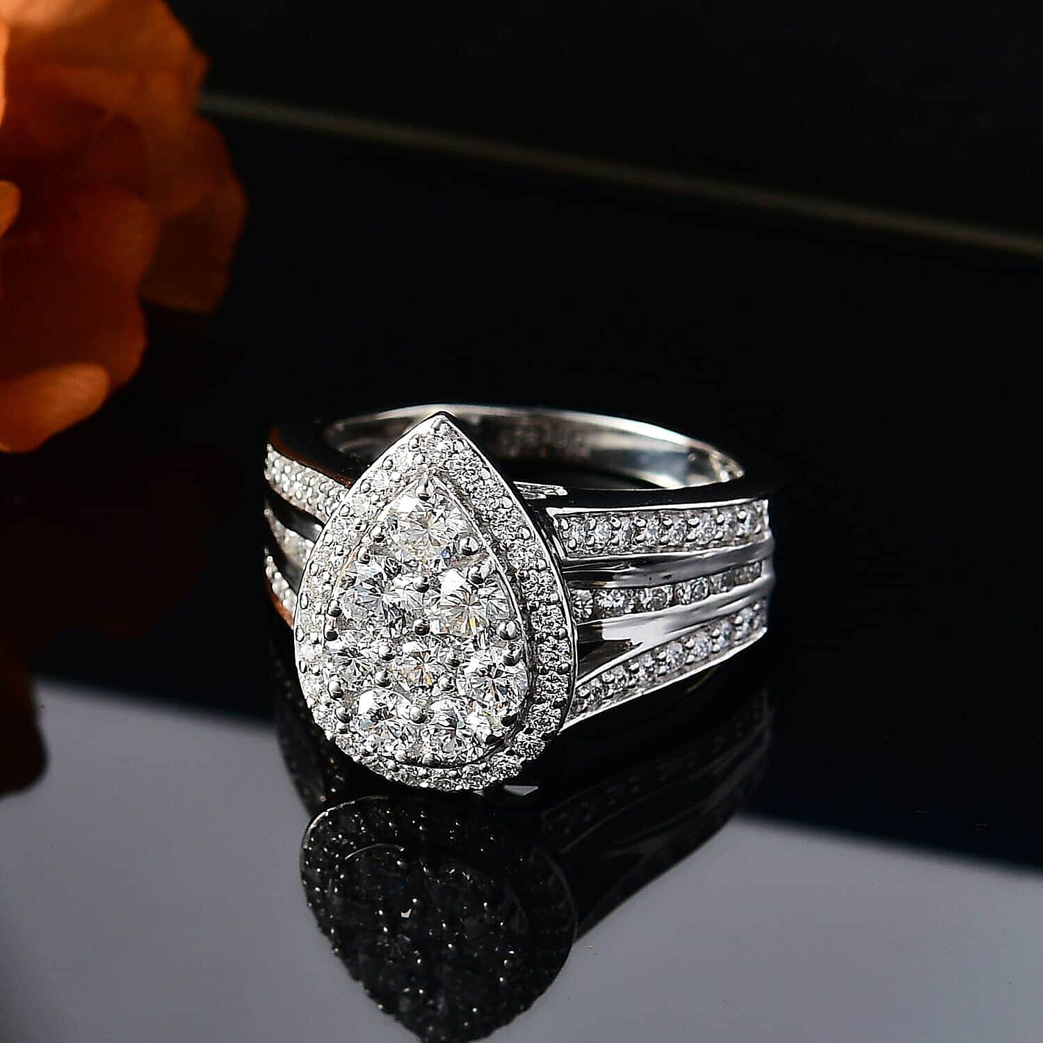 Luxuriant Lab Grown Diamond E-F VS 2.00 ctw Pear Shape Ring in Rhodium Over Sterling Silver (Size 6.0)
