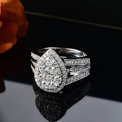 Luxuriant Lab Grown Diamond E-F VS 2.00 ctw Pear Shape Ring in Rhodium Over Sterling Silver (Size 6.0)