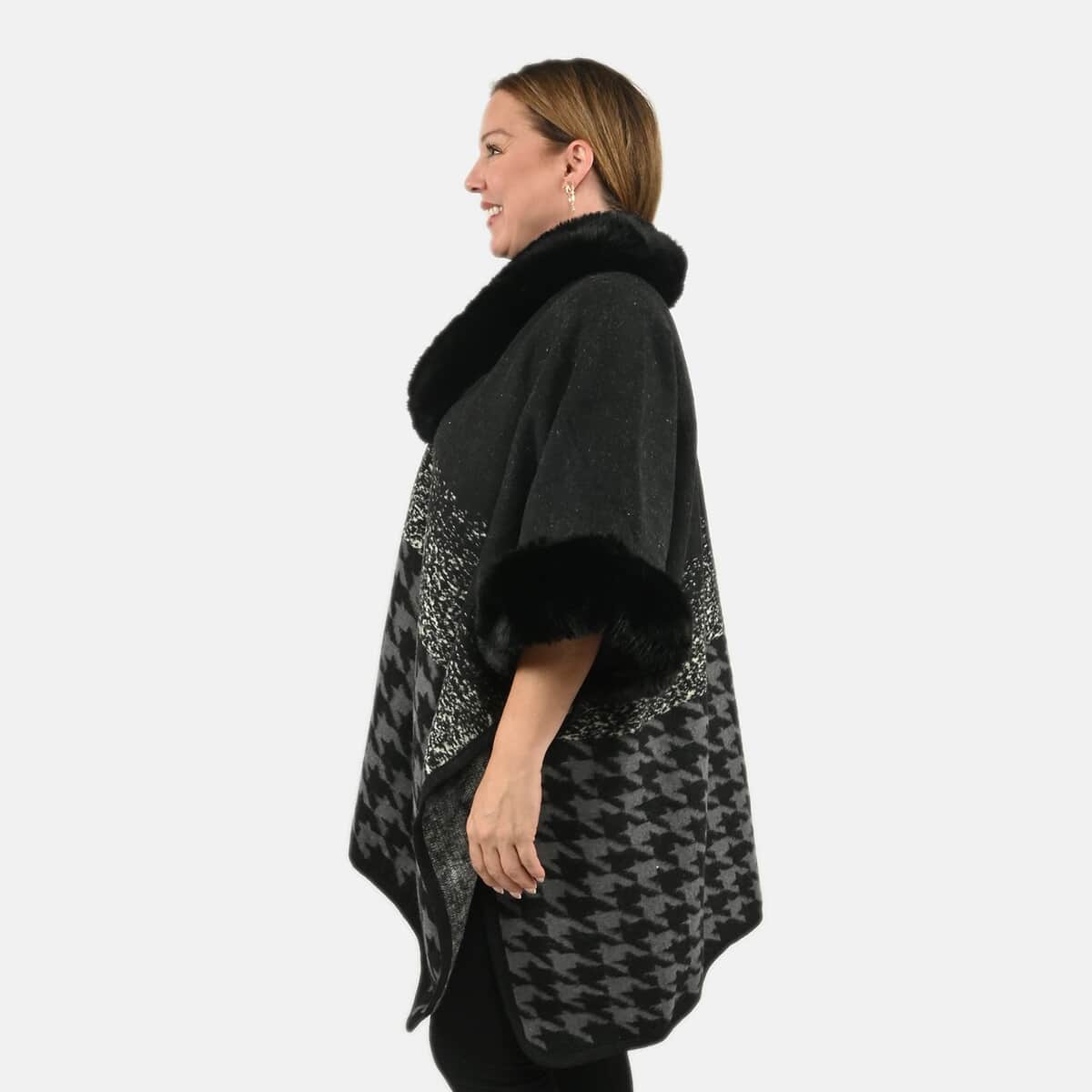 Instyle Black Checkered Faux Fur Ruana - One Size Fits Most image number 2