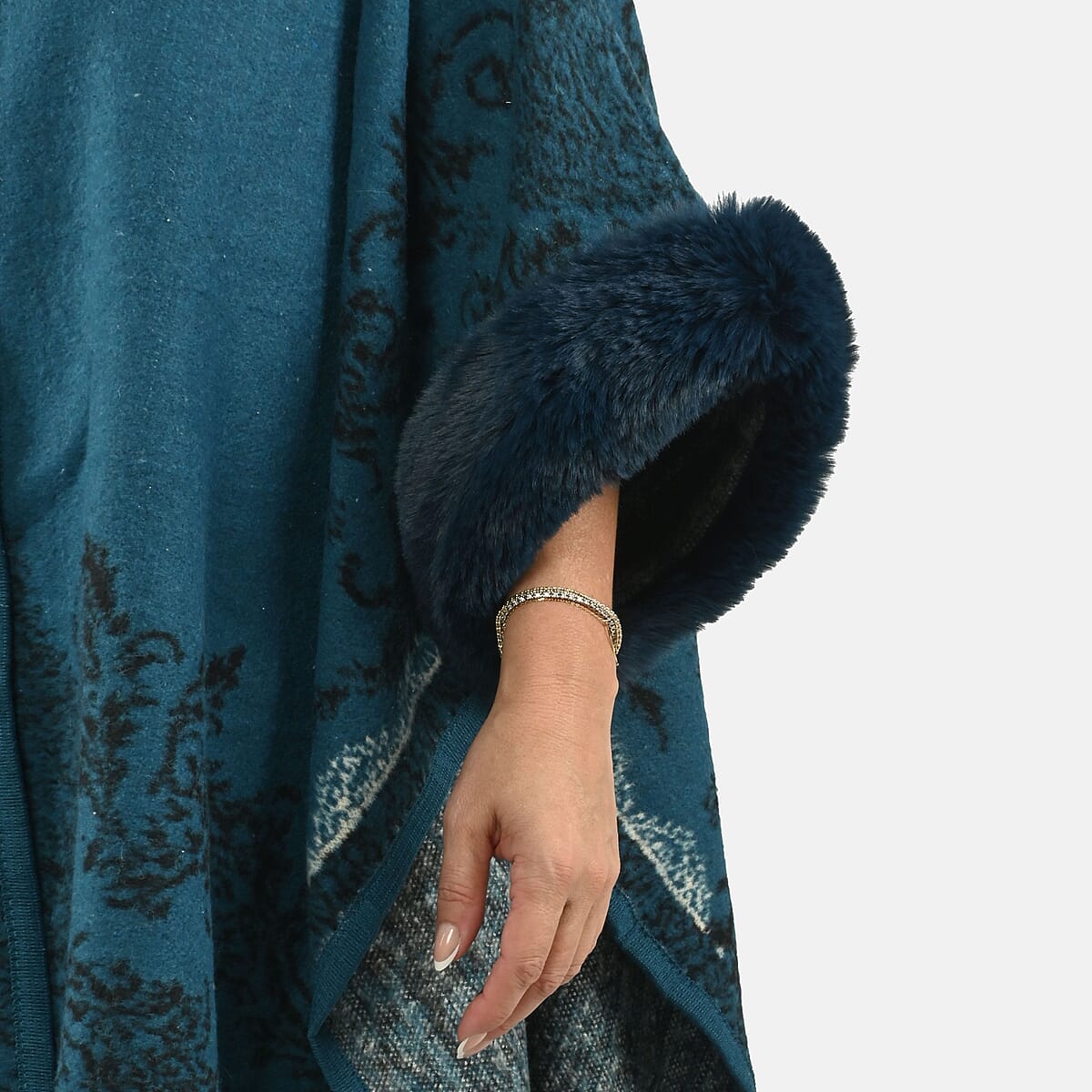 Instyle Blue Floral Faux Fur Ruana - One Size Fits Most image number 4