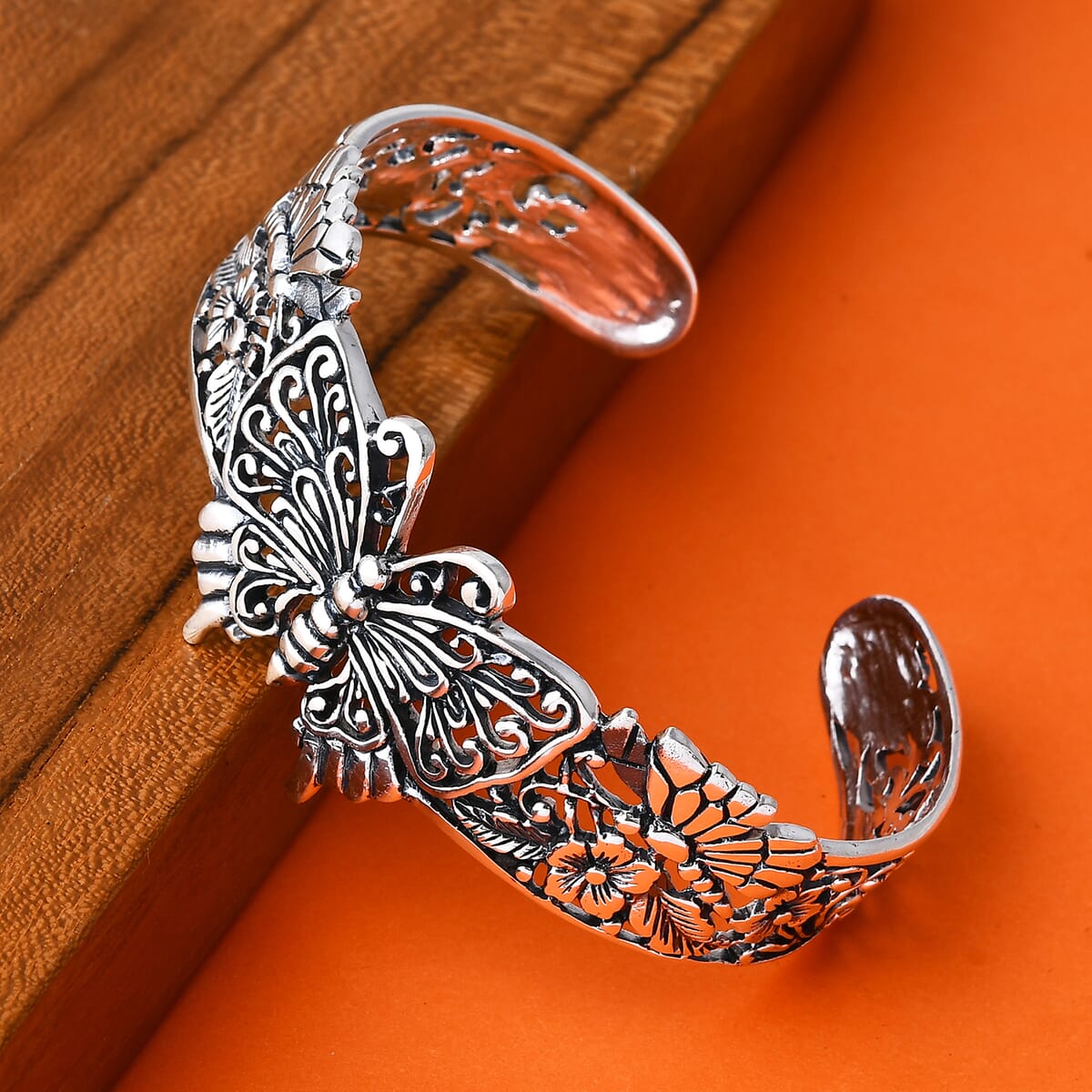 Bali Legacy Butterfly Cuff Bracelet in Sterling Silver (7.25 In) 29.50 Grams image number 1