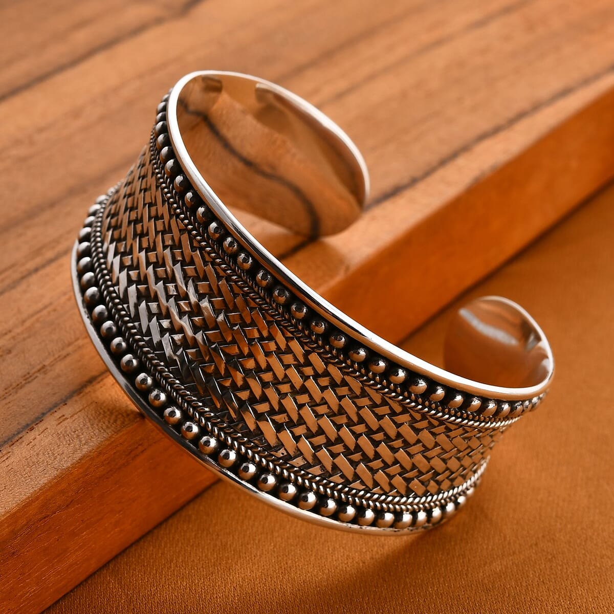 Bali Legacy Woven Cuff Bracelet in Sterling Silver (7.25 In) 43.90 Grams image number 1