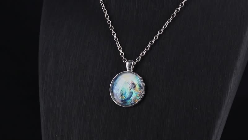 Glass, Enameled Mermaid Pendant Necklace (20-22 Inches) in Silvertone