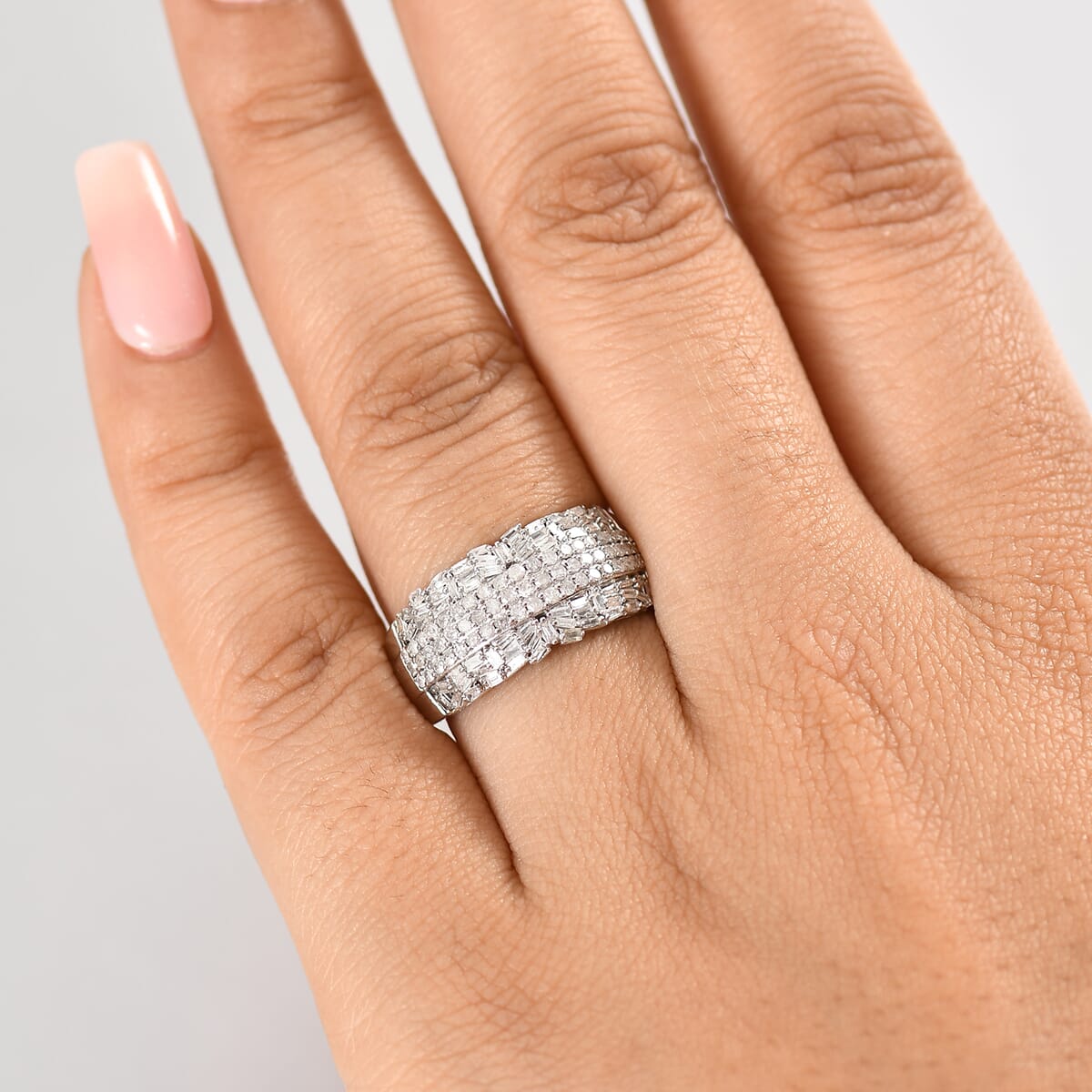 Diamond 1.00 ctw Ring in Rhodium Over Sterling Silver (Size 6.0) image number 2