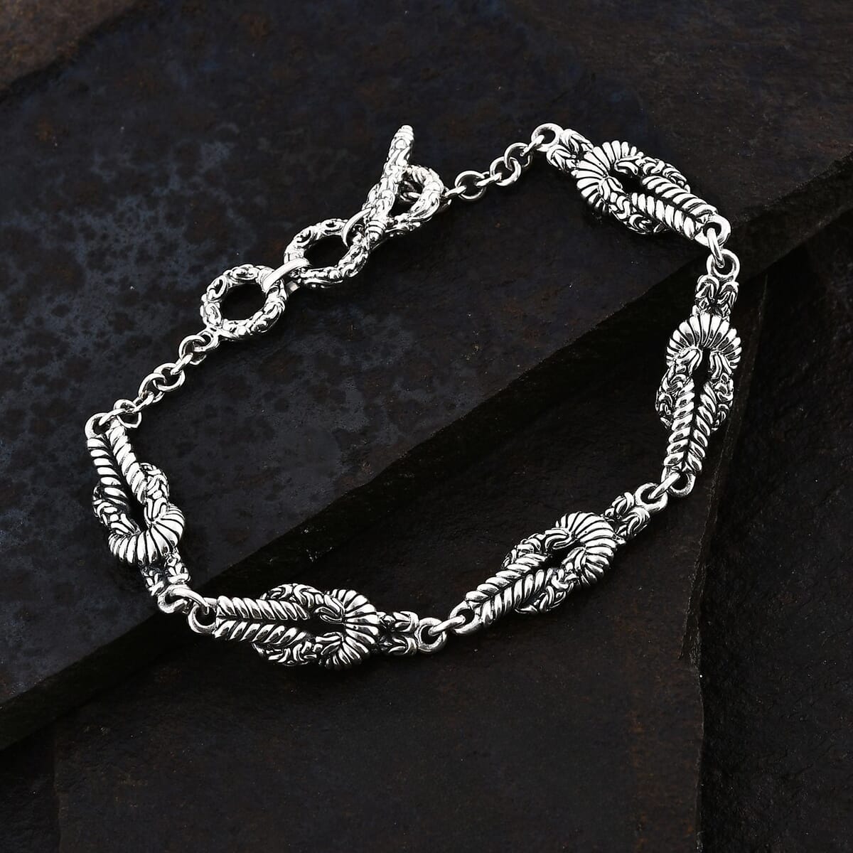 Bali Legacy Borobudur with Twisted Wire Chain Knot Bracelet in Sterling Silver (6.50-8.0In) 19.25 Grams image number 1
