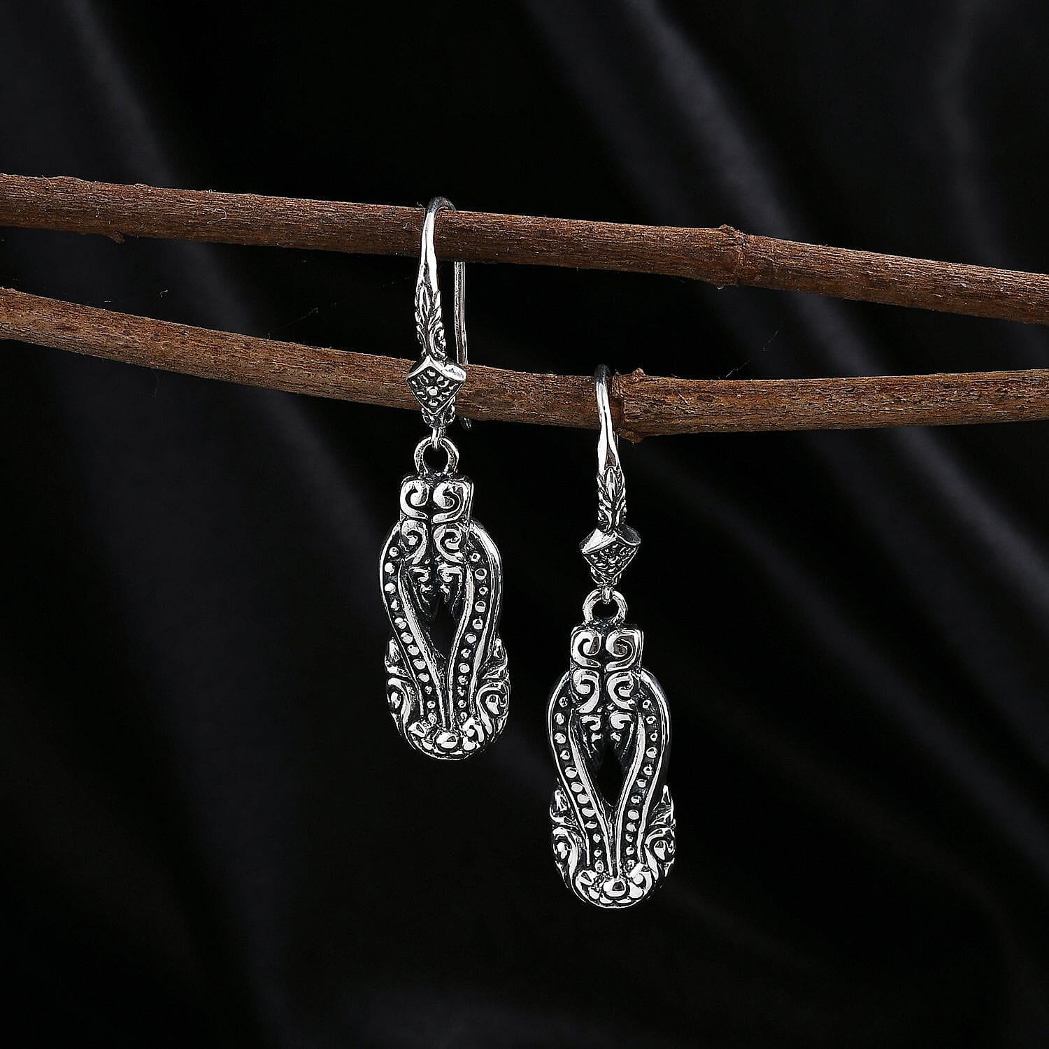 Filigree - Product card gallery slide 2 (9432445747455)