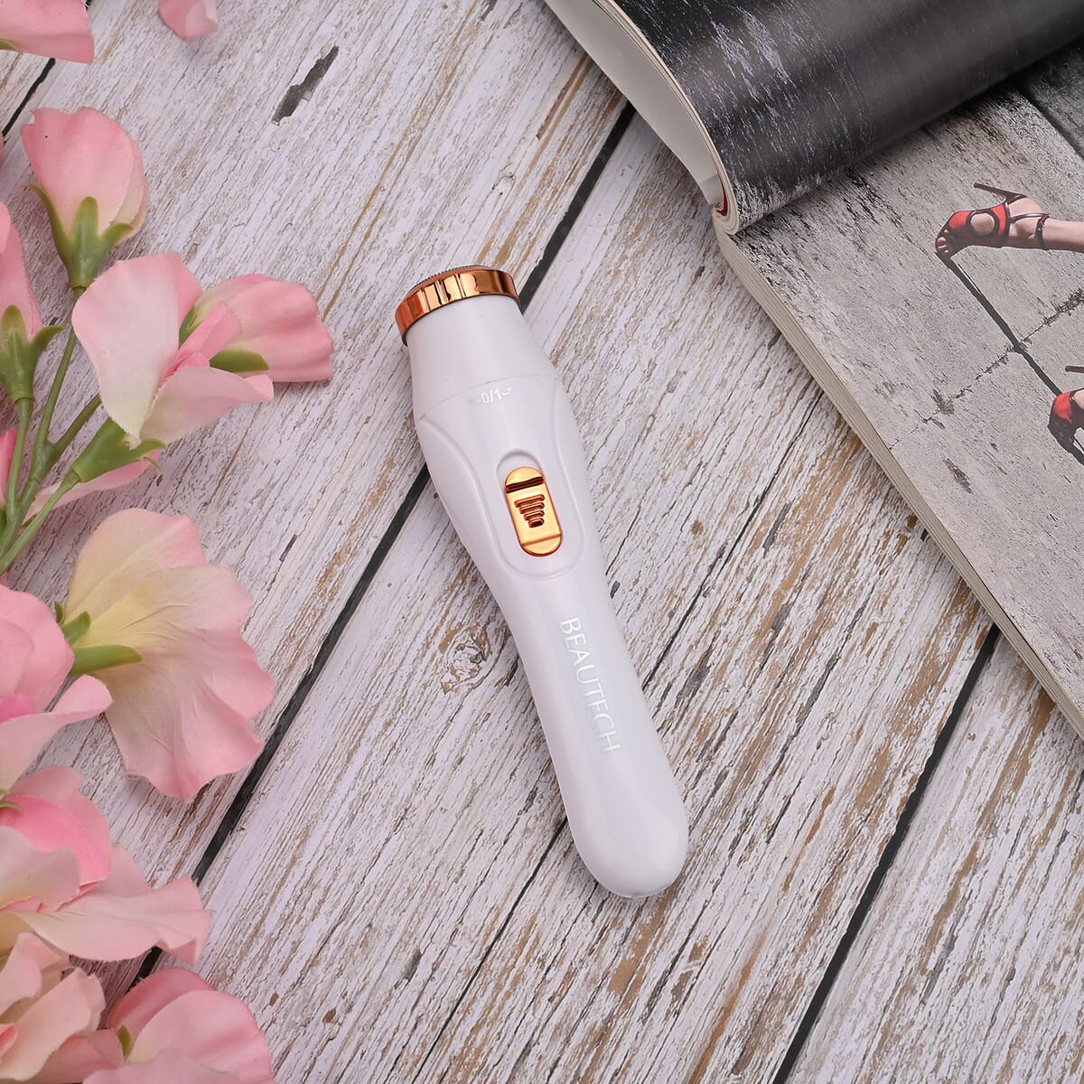 Beautech 3-in-1 Rechargeable Hair Removal Device with 3 Replacement Heads- White image number 1