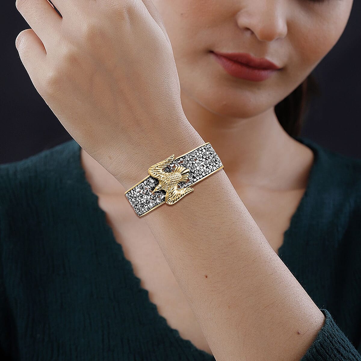  D'Joy Bali Legacy Frangipani Flower Eagle Cuff Bracelet in 22K Vermeil YG Over and Sterling Silver (7.25 In) 29.65 Grams image number 2