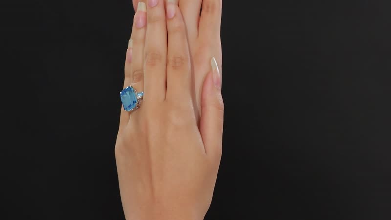 J Francis Embellished with Aquamarine Color Crystal by Swarovski Ring in Rhodium Over Sterling Silver (Size 10.0) 13.30 ctw