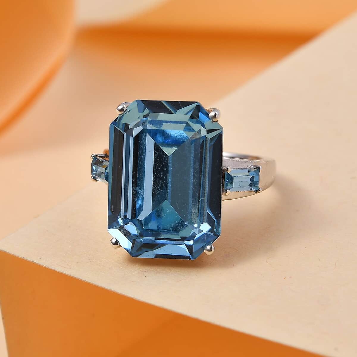 J Francis Embellished with Aquamarine Color Crystal by Swarovski Ring in Rhodium Over Sterling Silver (Size 10.0) 13.30 ctw image number 1