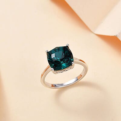 J Francis Embellished with Emerald Color Crystal by Swarovski Solitaire Ring in Rhodium Over Sterling Silver (Size 10.0)