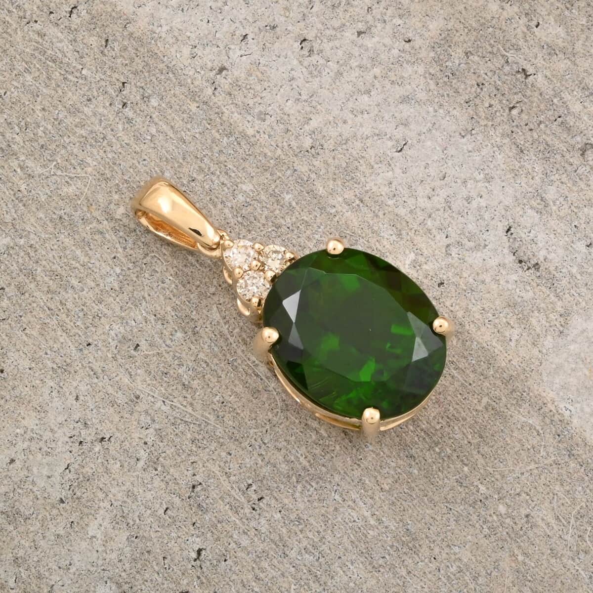 Certified & Appraised Luxoro AAA Chrome Diopside and G-H I2 Diamond 3.70 ctw Pendant in 10K Yellow Gold image number 1