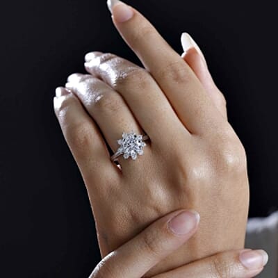 Swarovski Zirconia 4.11 ctw Ring in Rhodium Over Sterling Silver (Size 9.0)