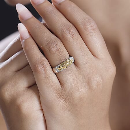 Yellow Diamond / 10 - Product card gallery slide 3 (10177709048121)