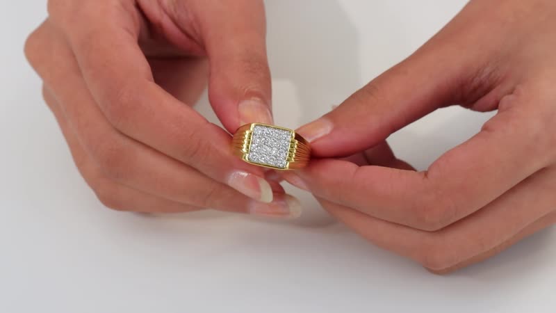 Luxuriant Lab Grown Diamond Crest Men's Ring in Sterling Silver