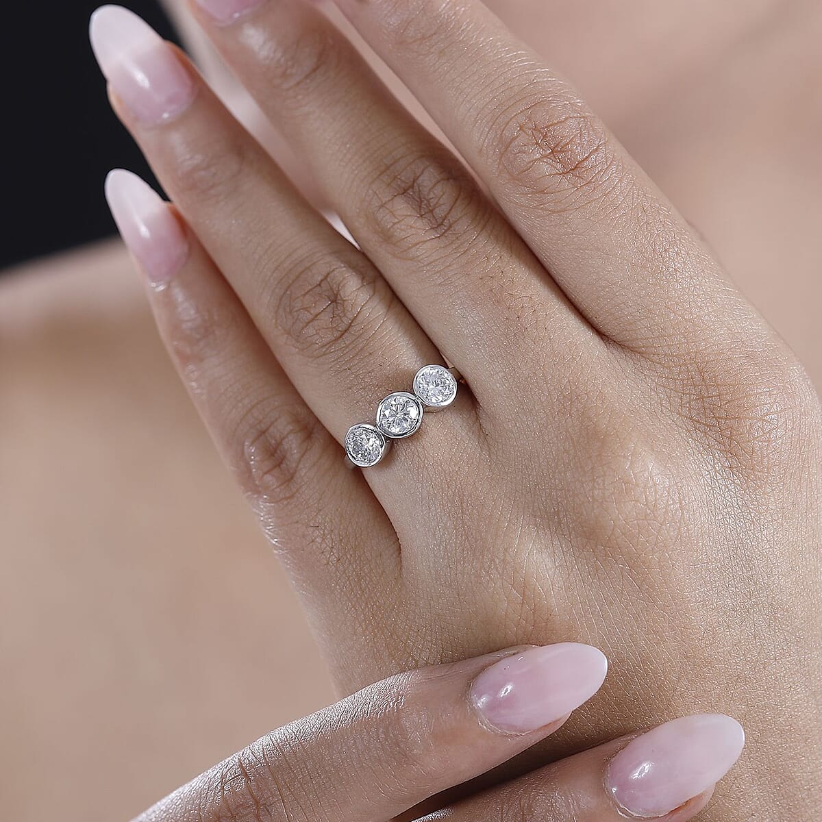 D'Joy Moissanite 1.35 ctw Solitaire Ring in Rhodium Over Sterling Silver (Size 6.0) image number 2