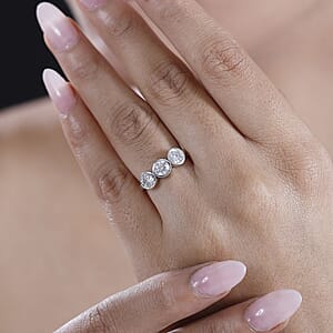 D'Joy Moissanite 1.35 ctw Solitaire Ring in Rhodium Over Sterling Silver (Size 6.0)