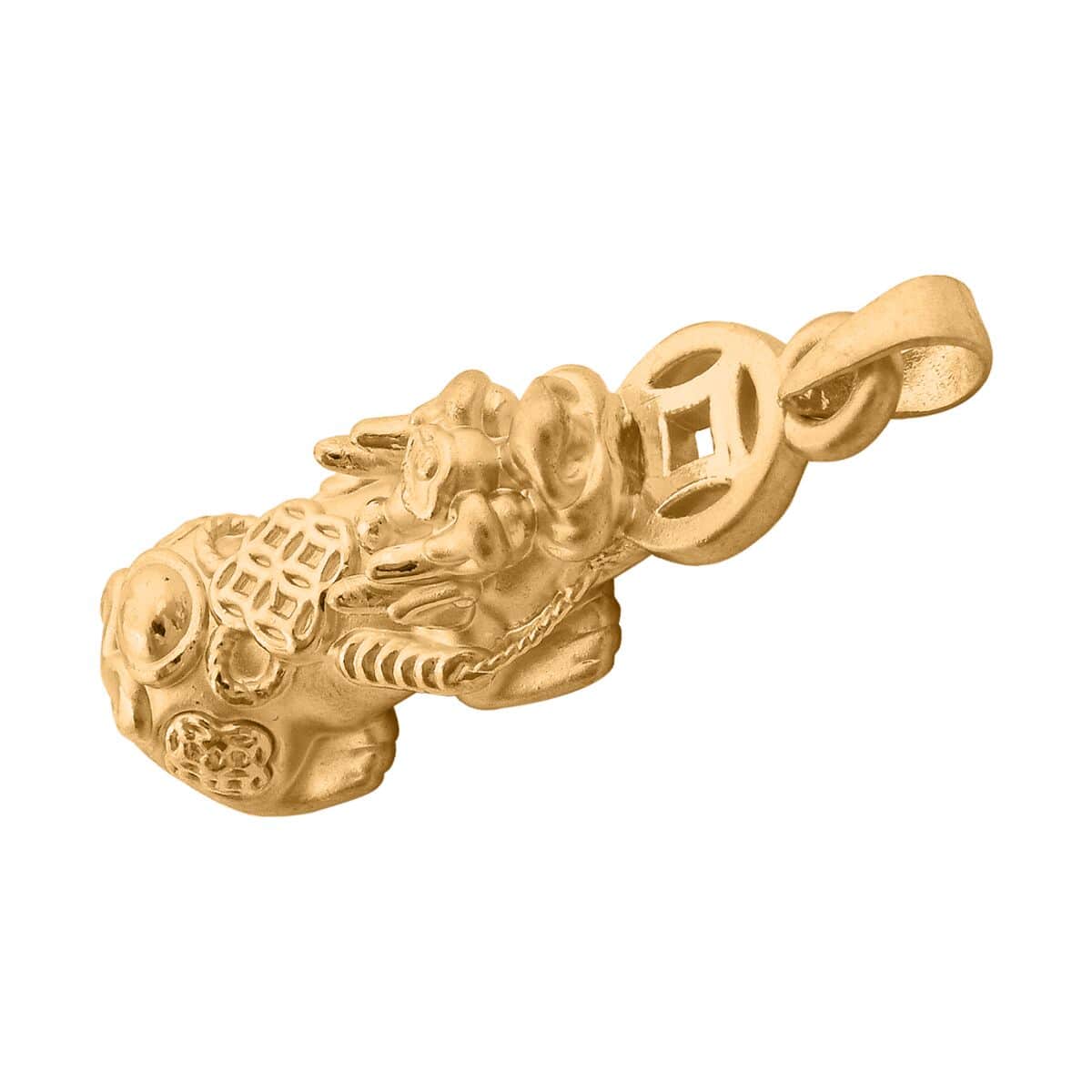 24K Yellow Gold Pixiu Pendant image number 3