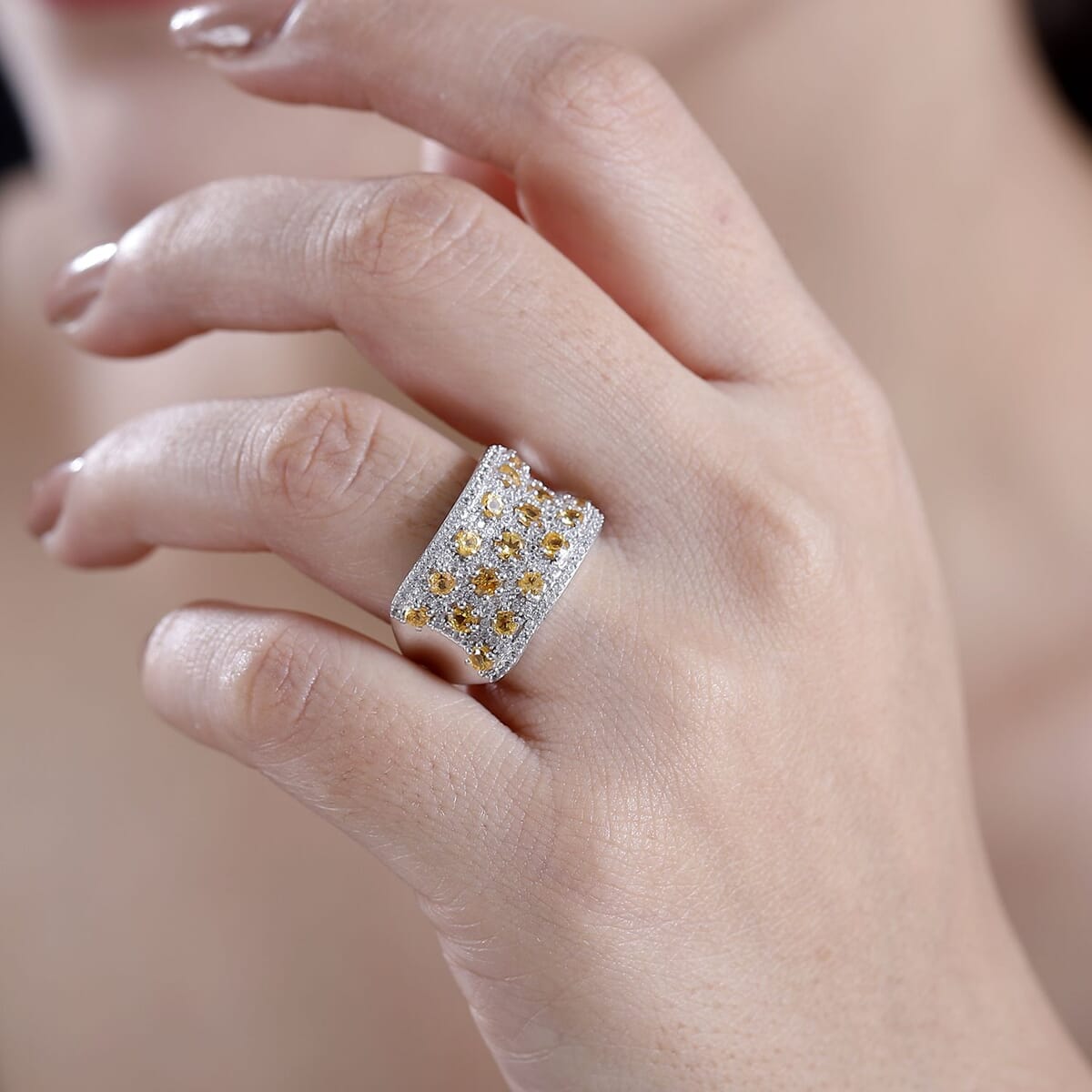 Fanta Garnet and White Zircon 3.00 ctw Honeycomb Ring in Rhodium Over Sterling Silver (Size 7.0) image number 2