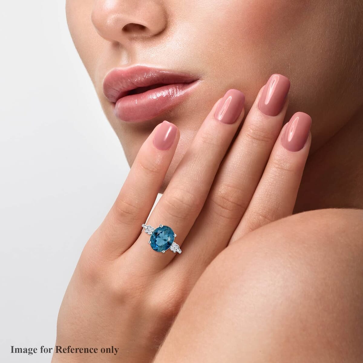 Certified and Appraised Luxoro AAA London Blue Topaz and G-H I1 Diamond 6.00 ctw Ring in 10K White Gold (Size 9.5) image number 2